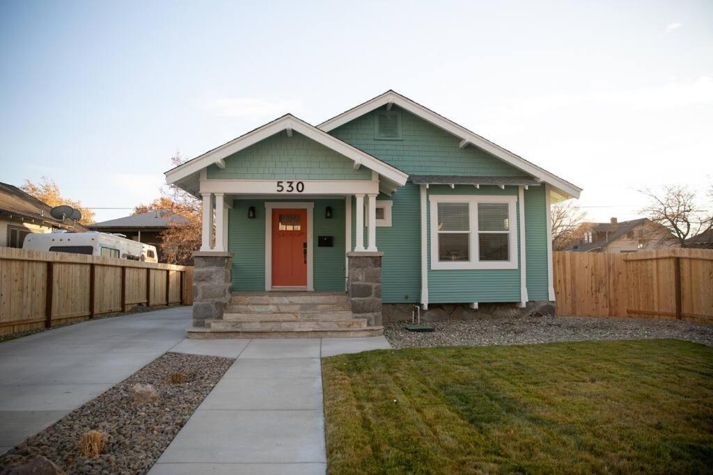 Reno'S Biggest Little House - Cozy Home Theatre Exterior foto